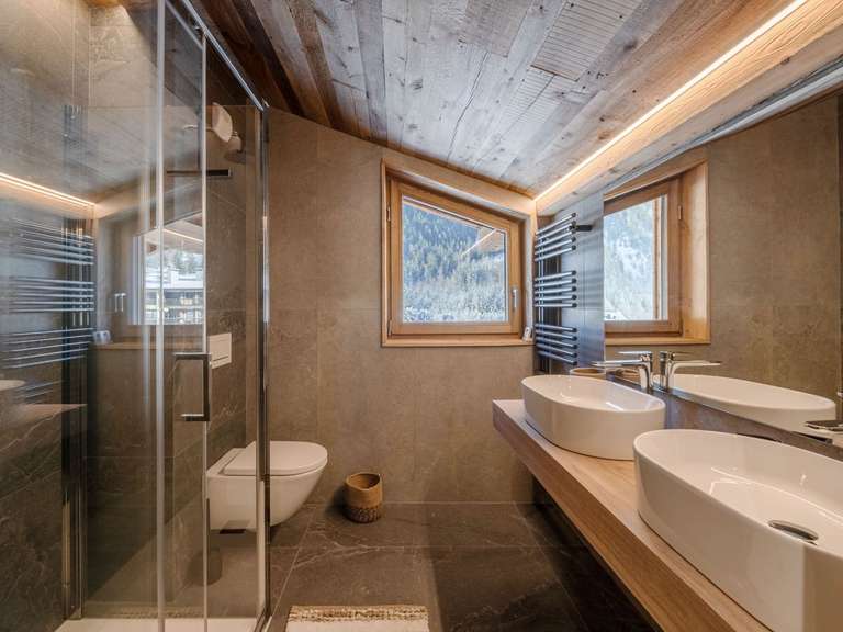 Chalet Chamonix-Mont-Blanc - 5 chambres - 376m²