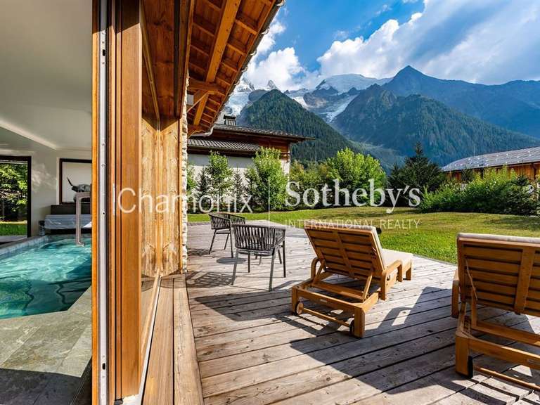 Chalet Chamonix-Mont-Blanc - 5 bedrooms - 376m²