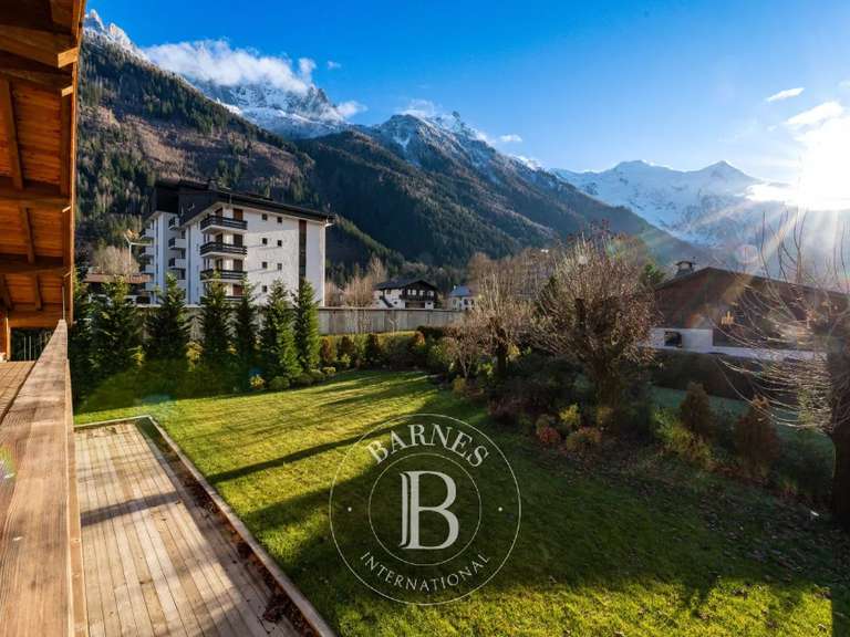Chalet Chamonix-Mont-Blanc - 5 chambres - 571m²