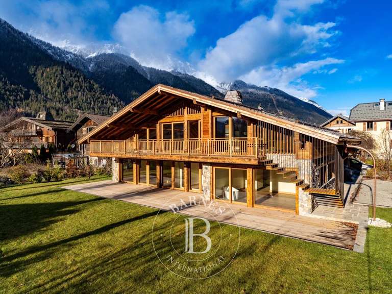 Chalet Chamonix-Mont-Blanc - 5 chambres - 571m²