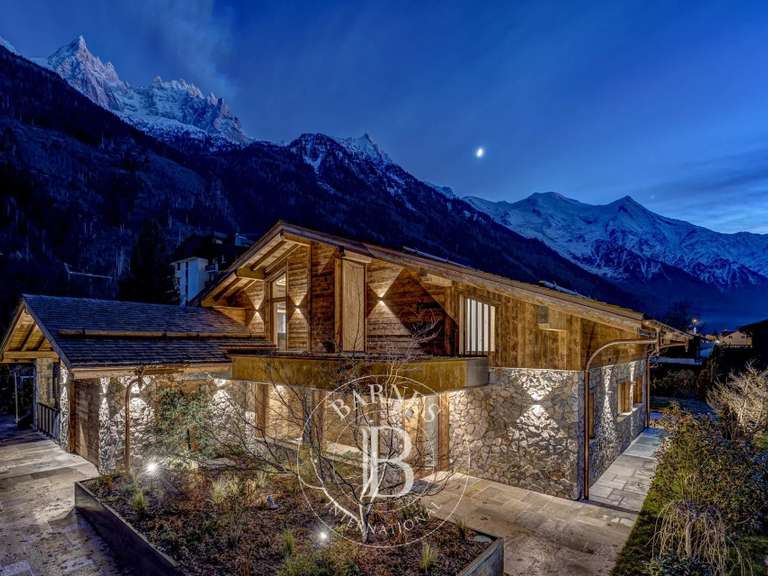 Chalet Chamonix-Mont-Blanc - 5 chambres - 571m²