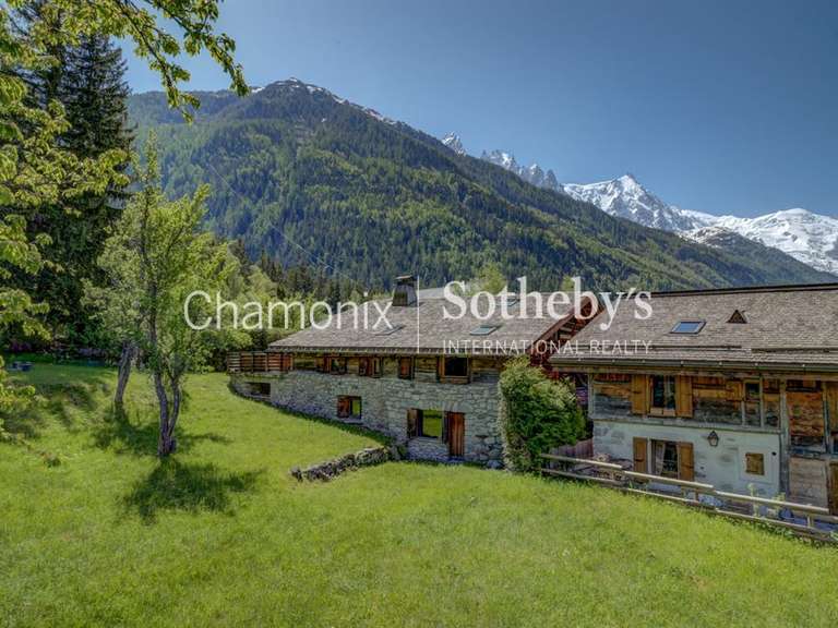 Maison Chamonix-Mont-Blanc - 5 chambres - 313m²