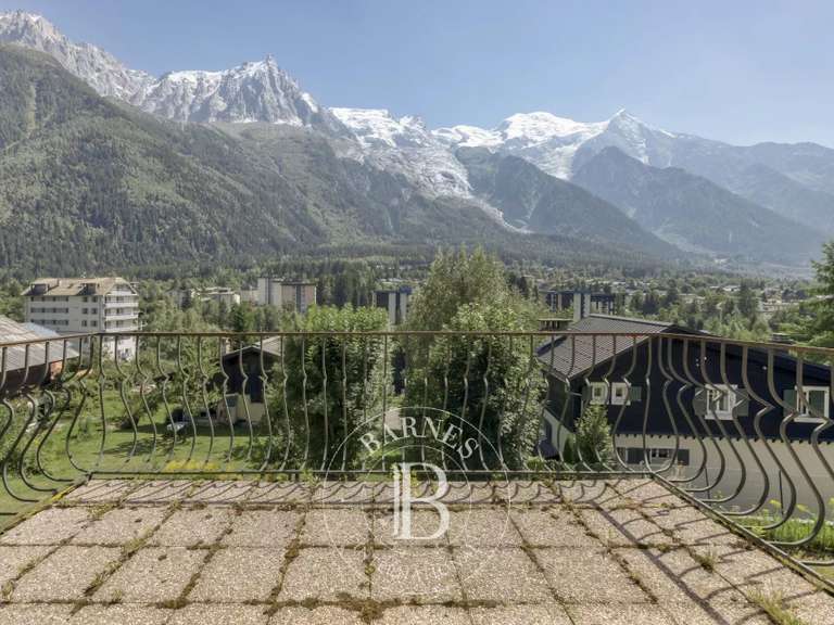 Maison Chamonix-Mont-Blanc - 4 chambres - 291m²
