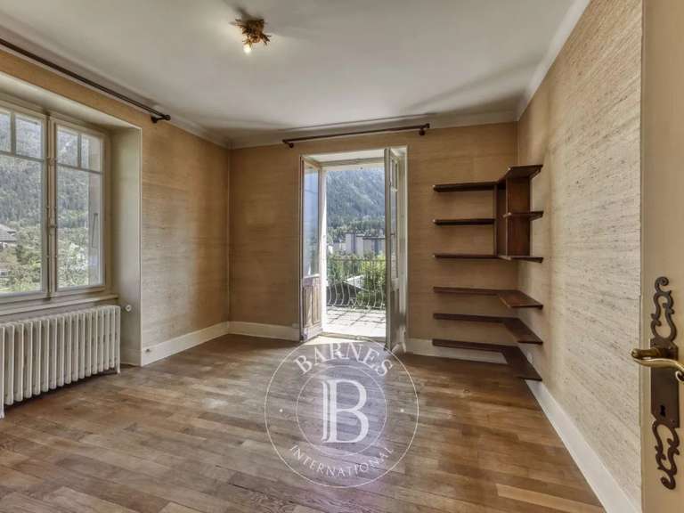 Maison Chamonix-Mont-Blanc - 4 chambres - 291m²