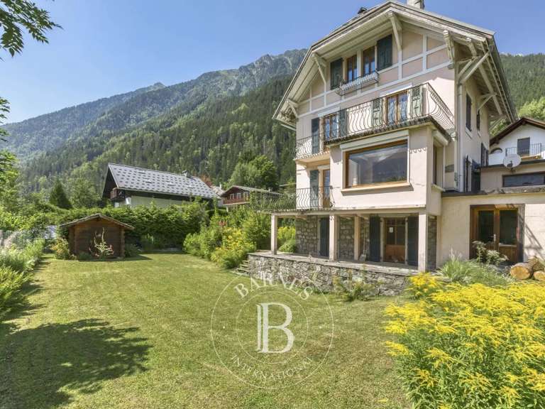 Maison Chamonix-Mont-Blanc - 4 chambres - 291m²