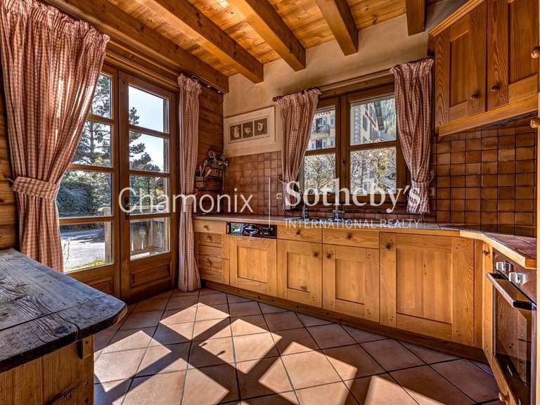 Maison Chamonix-Mont-Blanc - 7 chambres - 210m²