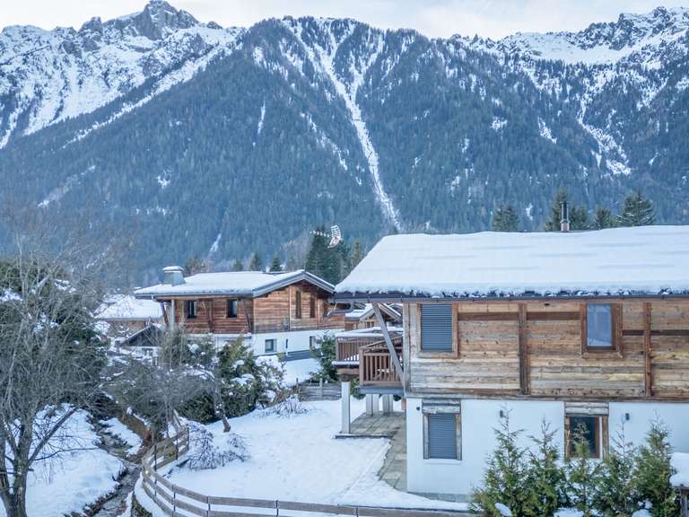 Maison Chamonix-Mont-Blanc - 5 chambres - 253m²