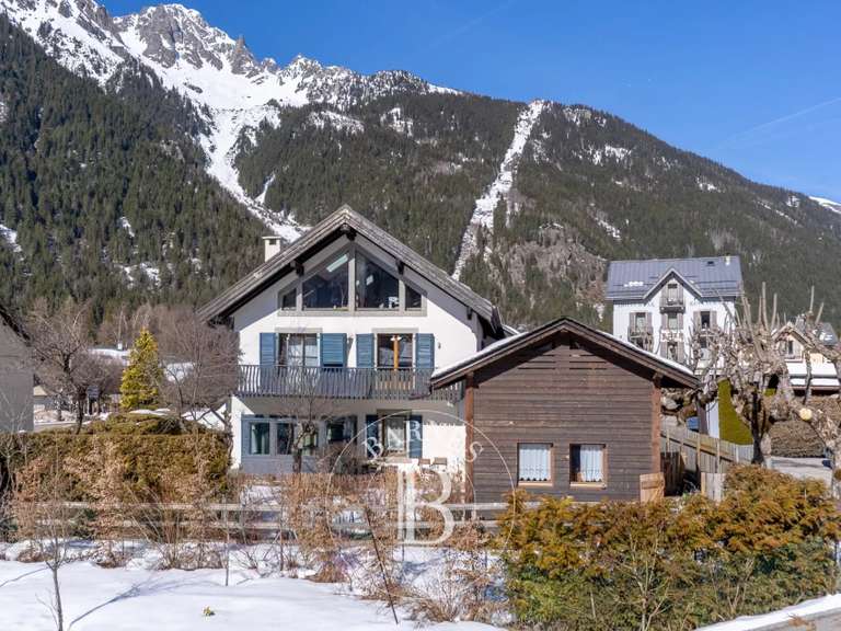 Maison Chamonix-Mont-Blanc - 5 chambres - 274m²