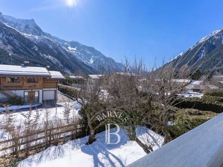 Maison Chamonix-Mont-Blanc - 5 chambres - 274m²