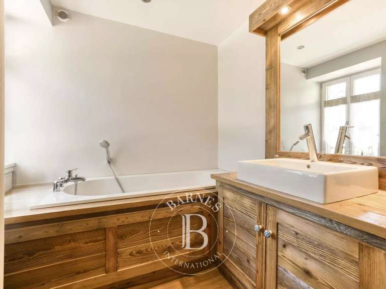 Maison Chamonix-Mont-Blanc - 5 chambres - 274m²