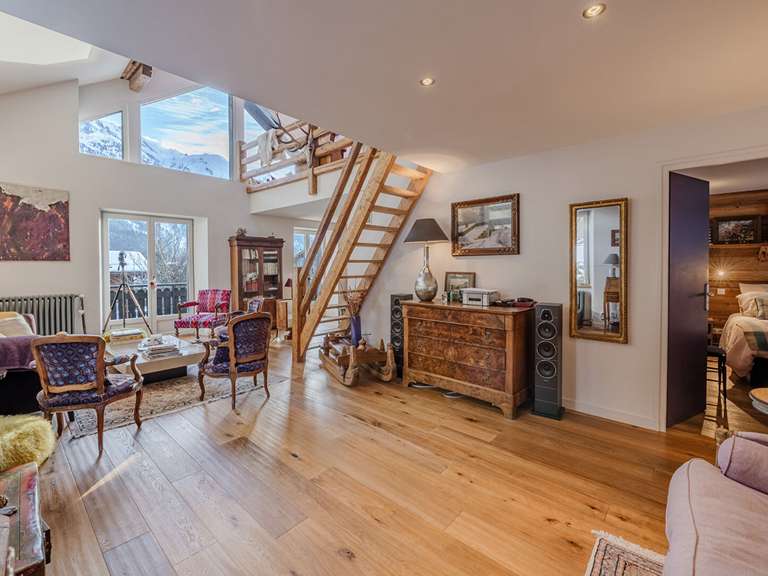Maison Chamonix-Mont-Blanc - 4 chambres - 245m²