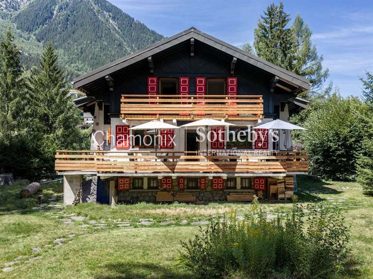 House Chamonix-Mont-Blanc - 7 bedrooms - 161m²