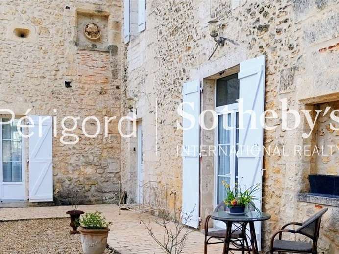 Maison Champagnac-de-Belair - 7 chambres - 370m²