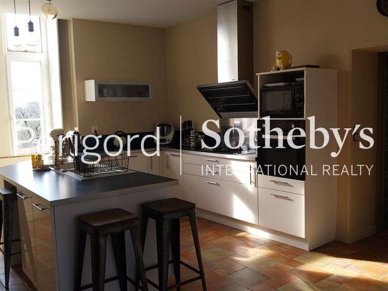 Maison Champagnac-de-Belair - 7 chambres - 550m²