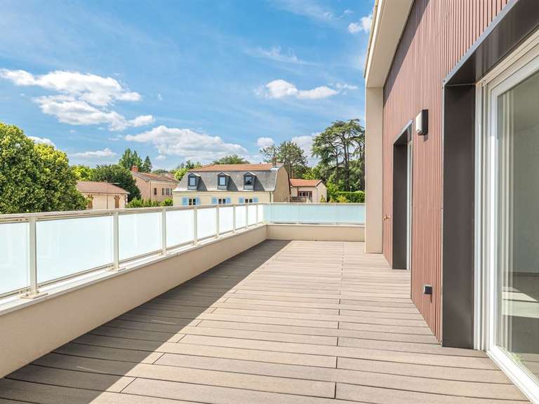 Apartment Champagne-au-Mont-d'Or - 3 bedrooms - 123m²