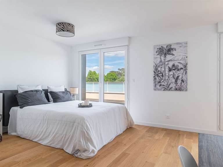 Apartment Champagne-au-Mont-d'Or - 3 bedrooms - 166m²