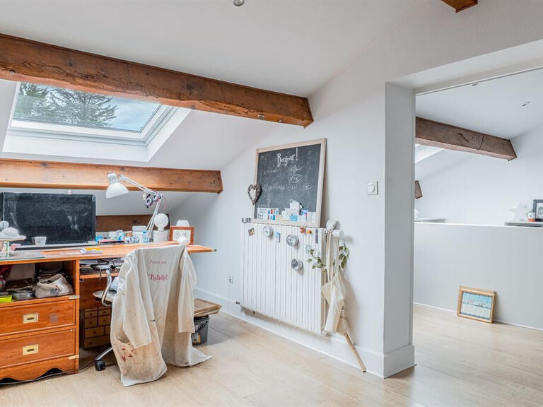 House Champagne-au-Mont-d'Or - 5 bedrooms - 214m²