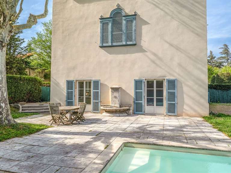 House Champagne-au-Mont-d'Or - 4 bedrooms - 265m²