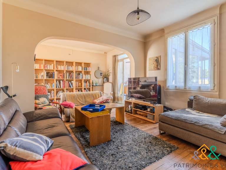 Maison Champigny-sur-Marne - 4 chambres - 150m²