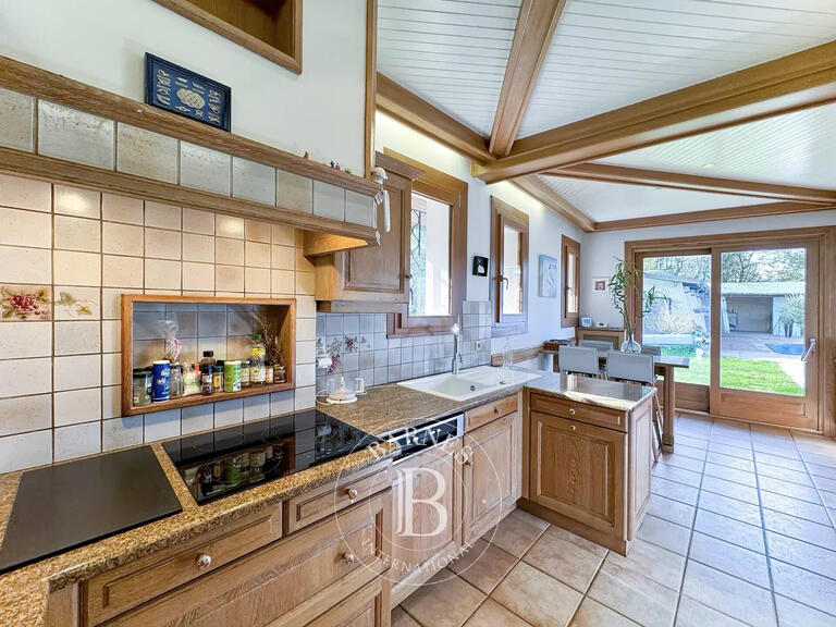 Maison Chanaz - 7 chambres - 304m²
