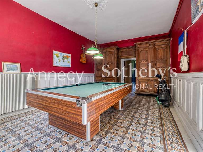 Maison Chanaz - 10 chambres - 467m²
