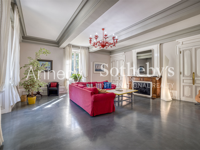 House Chanaz - 10 bedrooms - 467m²