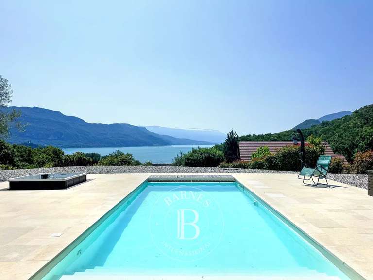 House Chanaz - 5 bedrooms - 289m²