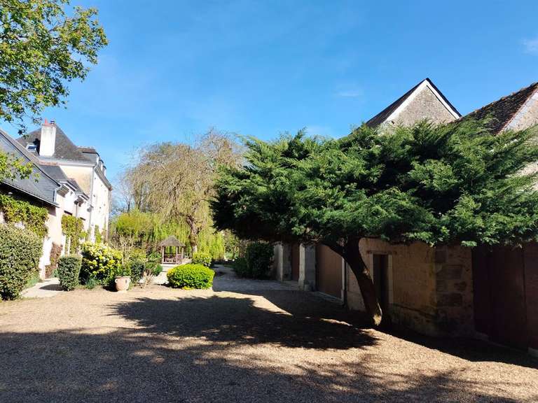 Maison Chançay - 10 chambres - 720m²