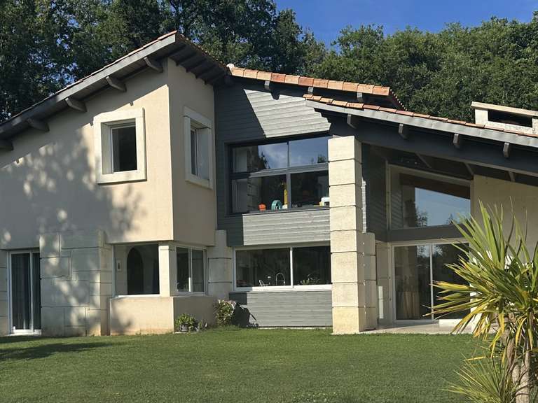 Villa Chancelade - 4 chambres - 200m²