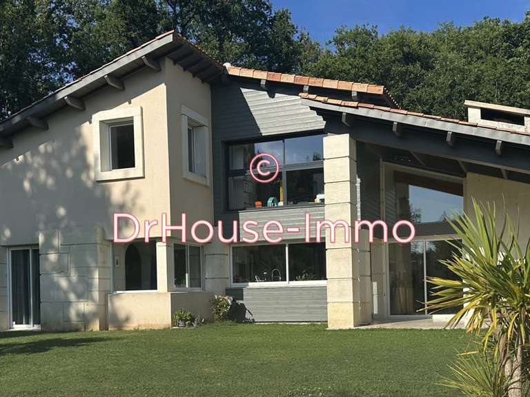 Villa Chancelade - 4 chambres - 200m²