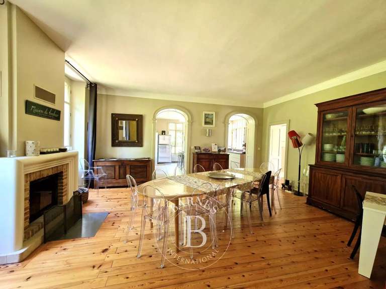 Maison Changé - 7 chambres - 459m²