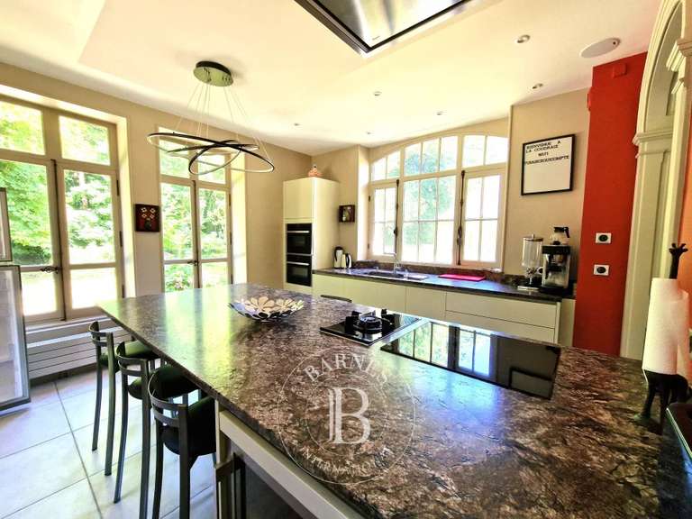 Maison Changé - 7 chambres - 459m²