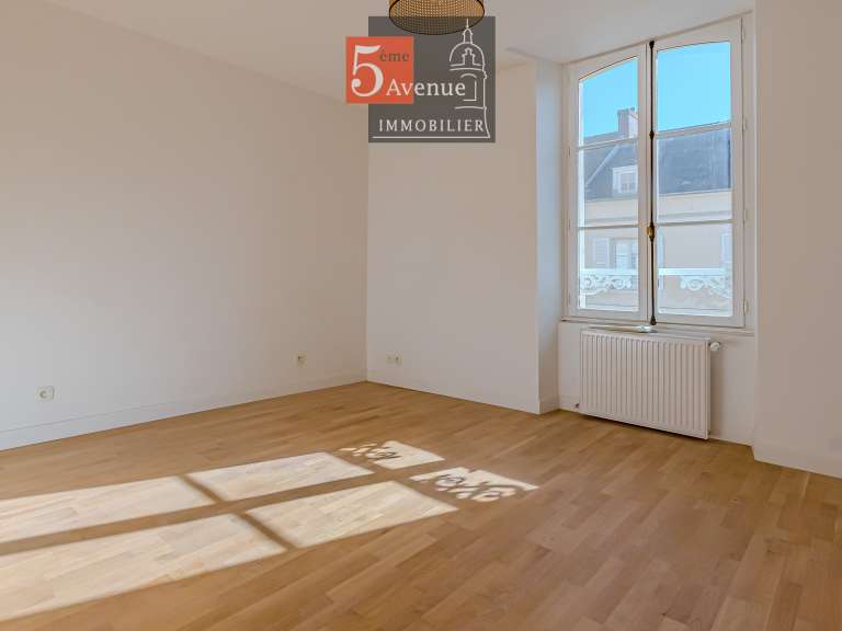 Maison Chantilly - 5 chambres - 198m²