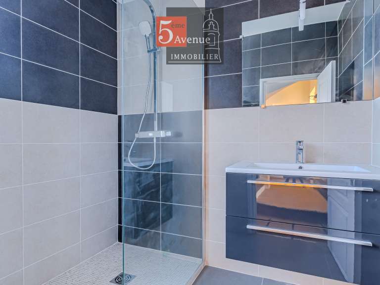 Maison Chantilly - 5 chambres - 198m²