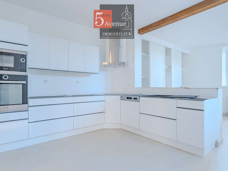 Maison Chantilly - 5 chambres - 198m²