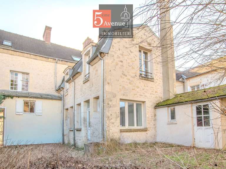 Maison Chantilly - 5 chambres - 198m²