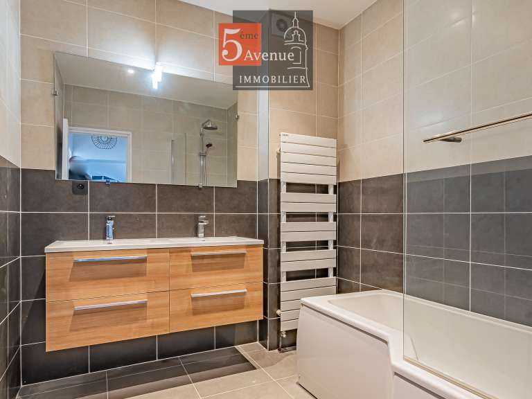 Maison Chantilly - 5 chambres - 198m²