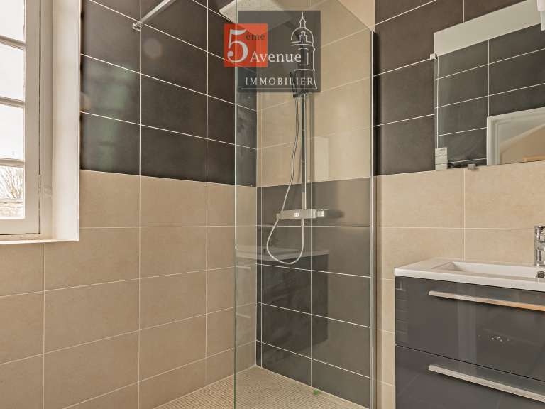 Maison Chantilly - 5 chambres - 198m²