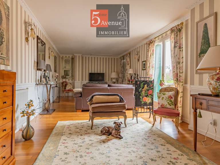 Maison Chantilly - 5 chambres - 290m²