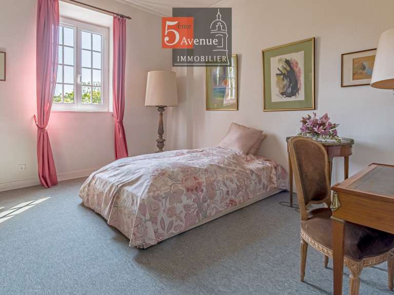 House Chantilly - 10 bedrooms - 430m²