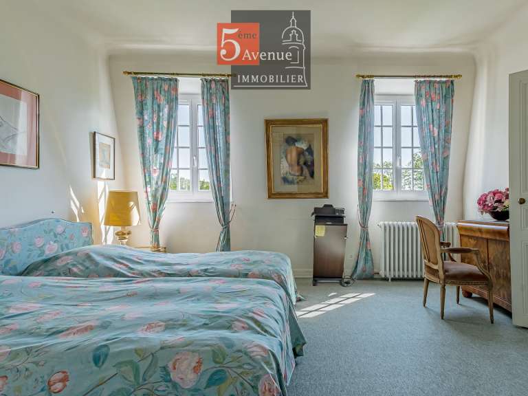 House Chantilly - 10 bedrooms - 430m²