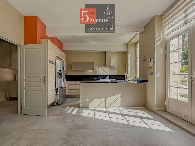 Maison Chantilly - 5 chambres - 400m²
