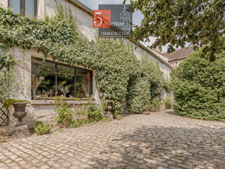 House Chantilly - 10 bedrooms - 550m²