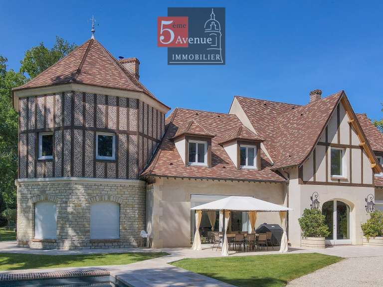 Maison Chantilly - 6 chambres - 400m²