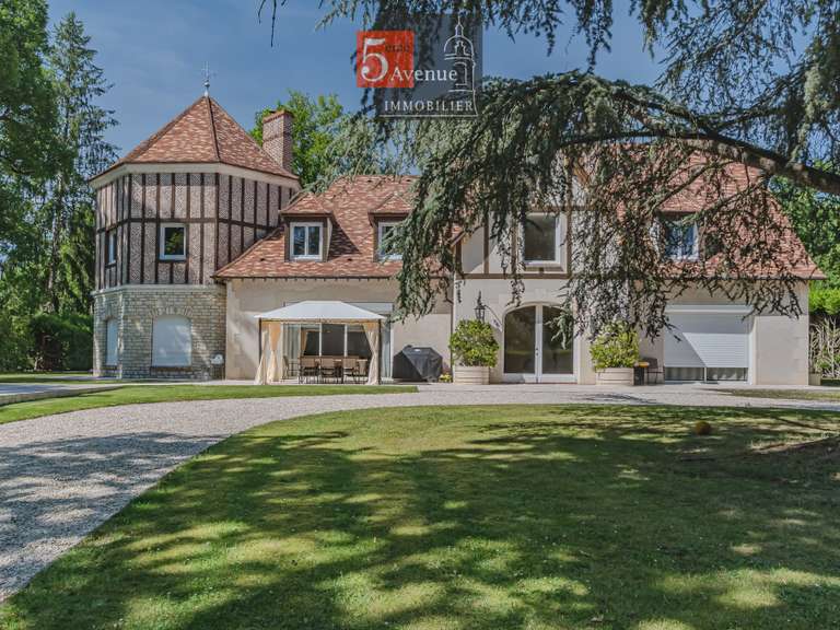 Maison Chantilly - 6 chambres - 400m²