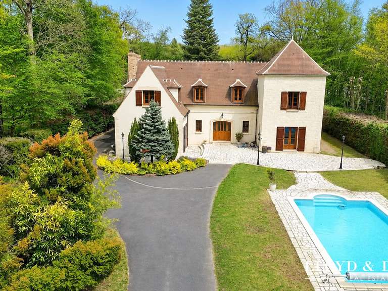 Maison Chantilly - 5 chambres - 320m²