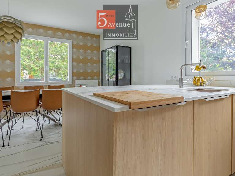 Maison Chantilly - 6 chambres - 183m²