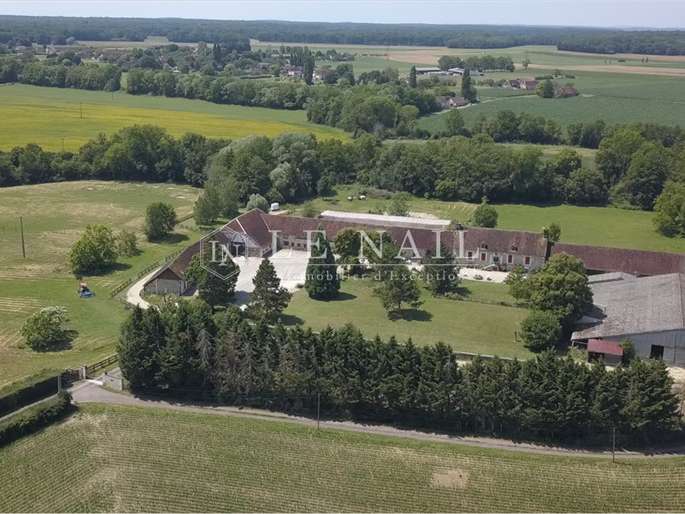 Propriété Chaource - 7 chambres - 220m²