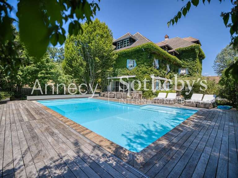 House Chapeiry - 5 bedrooms - 650m²
