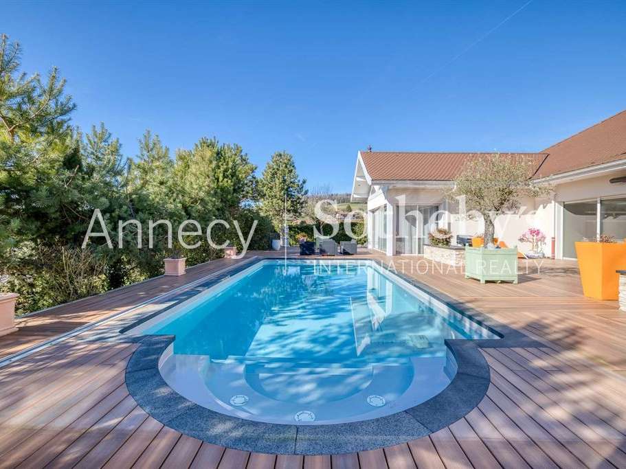Maison Chapeiry